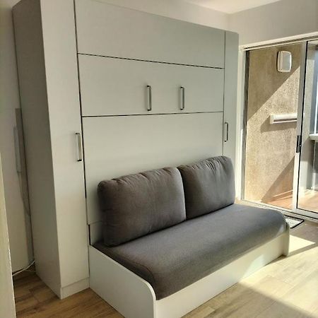 Studio A 200 Metres De La Plage Canet-en-Roussillon Exteriör bild